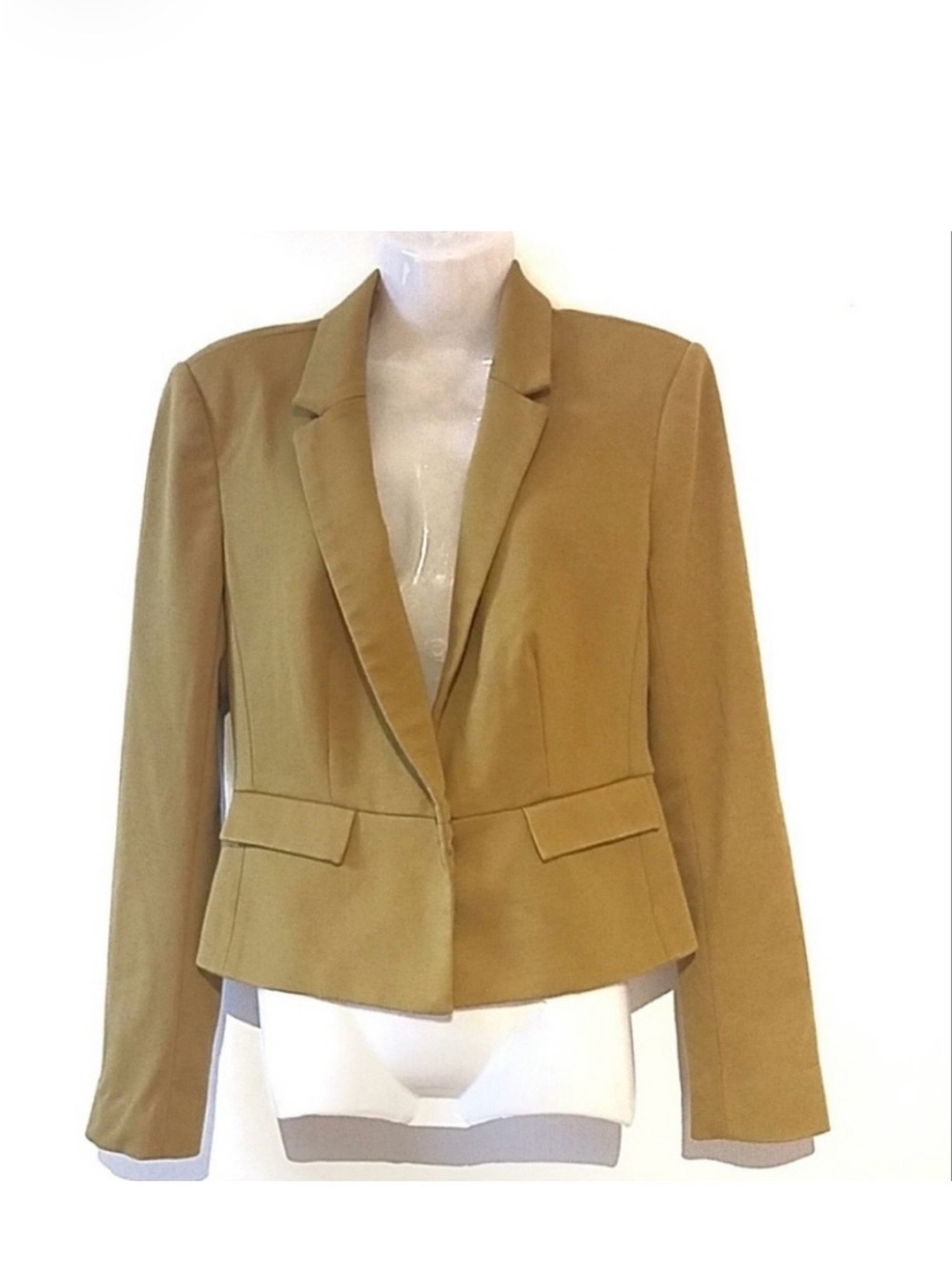Halogen Women’s Tailored Cropped Blazer - Chartreuse green. Size 2
